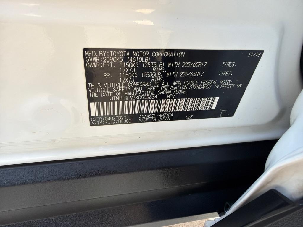 Toyota RAV4 LE 2019