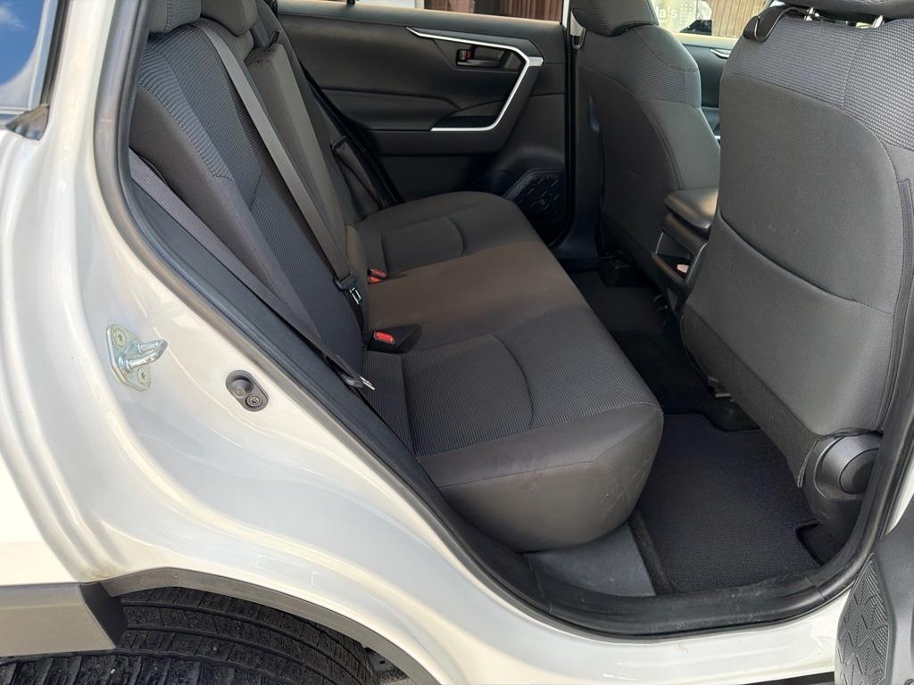 Toyota RAV4 LE 2019