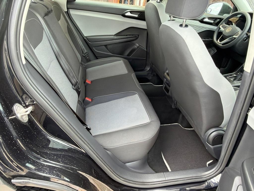 Volkswagen Taos S 2022