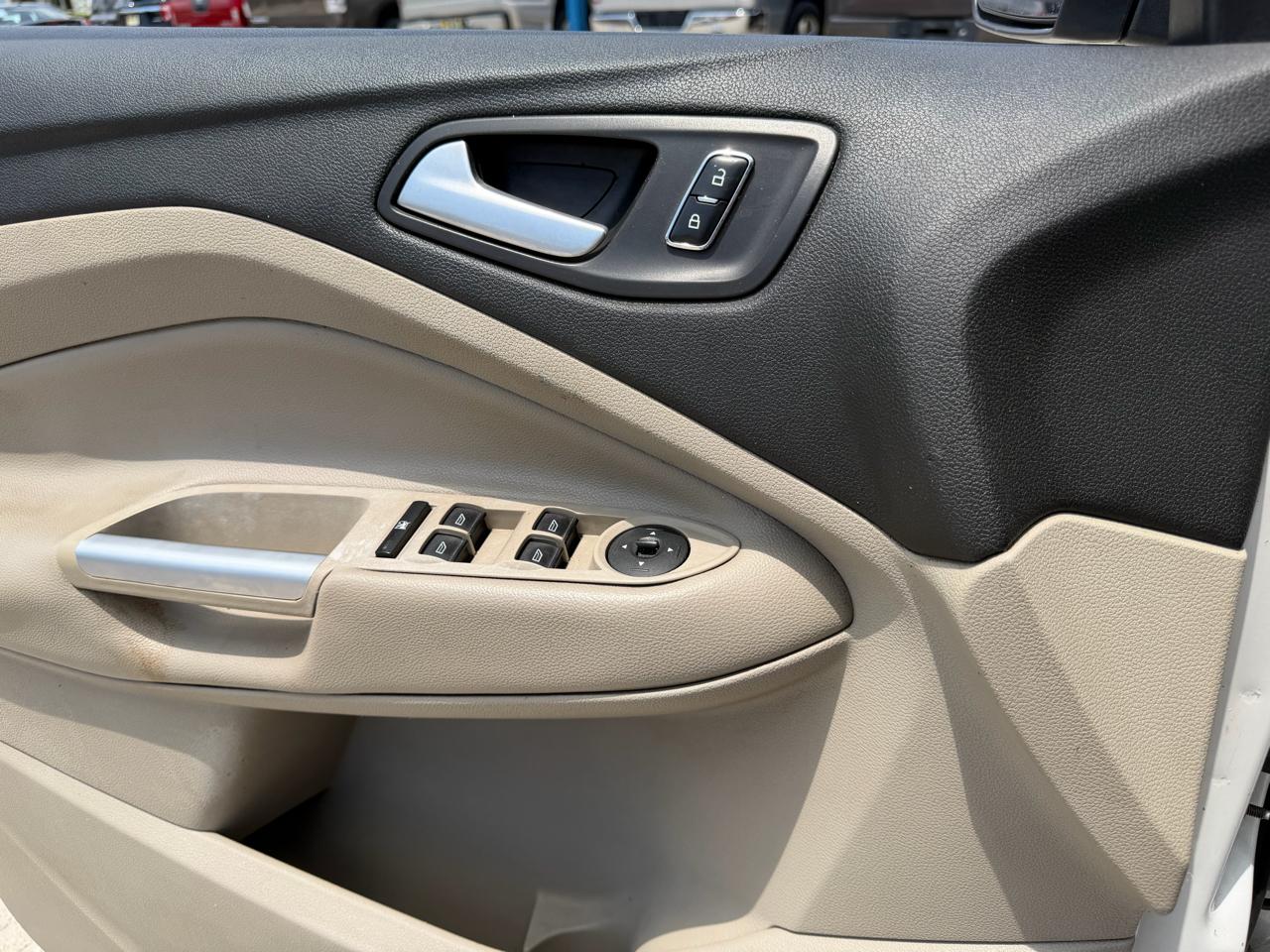 Ford Escape SE FWD 2013