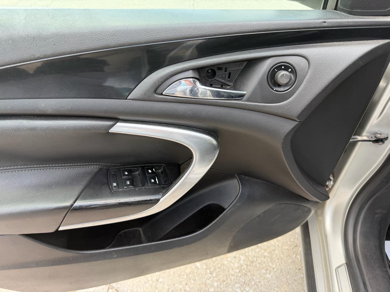 Buick Regal CXL - 2XL 2011