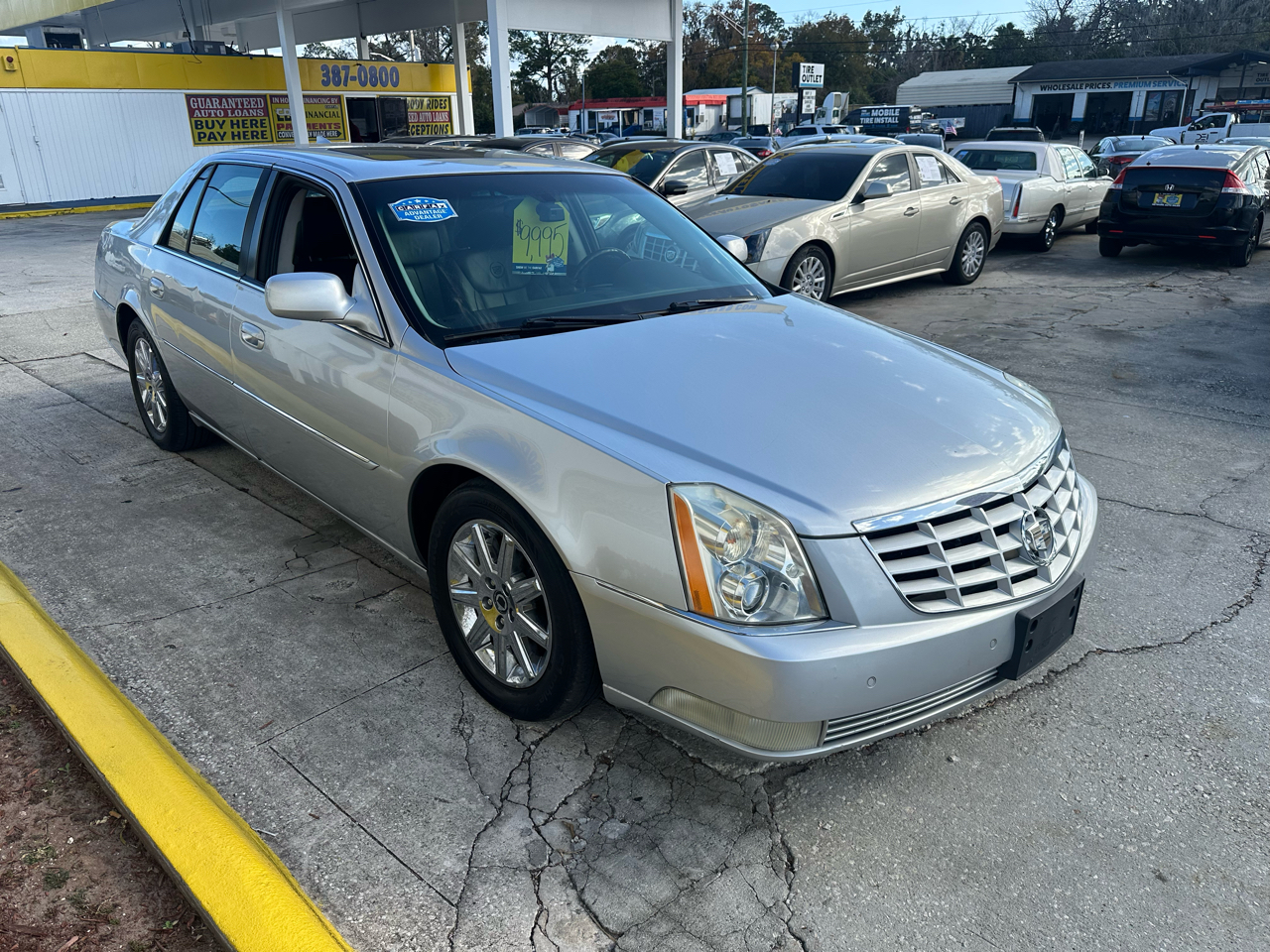 Cadillac DTS Premium w/ Navi 2011