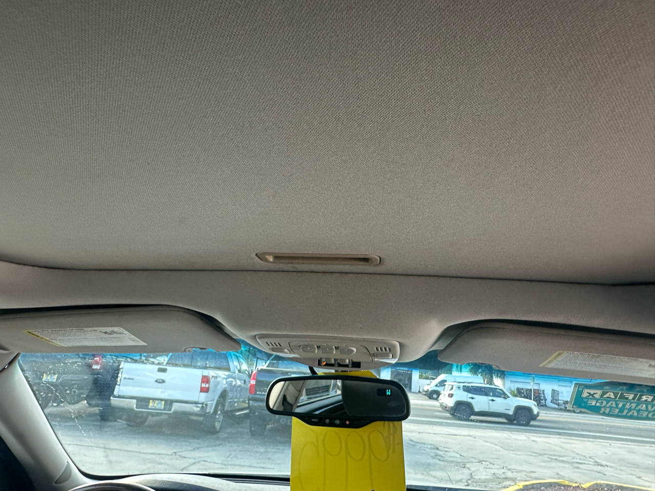 Cadillac DTS Premium w/ Navi 2011