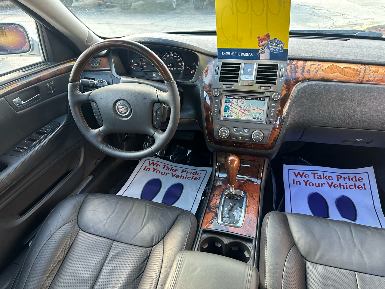 Cadillac DTS Premium w/ Navi 2011