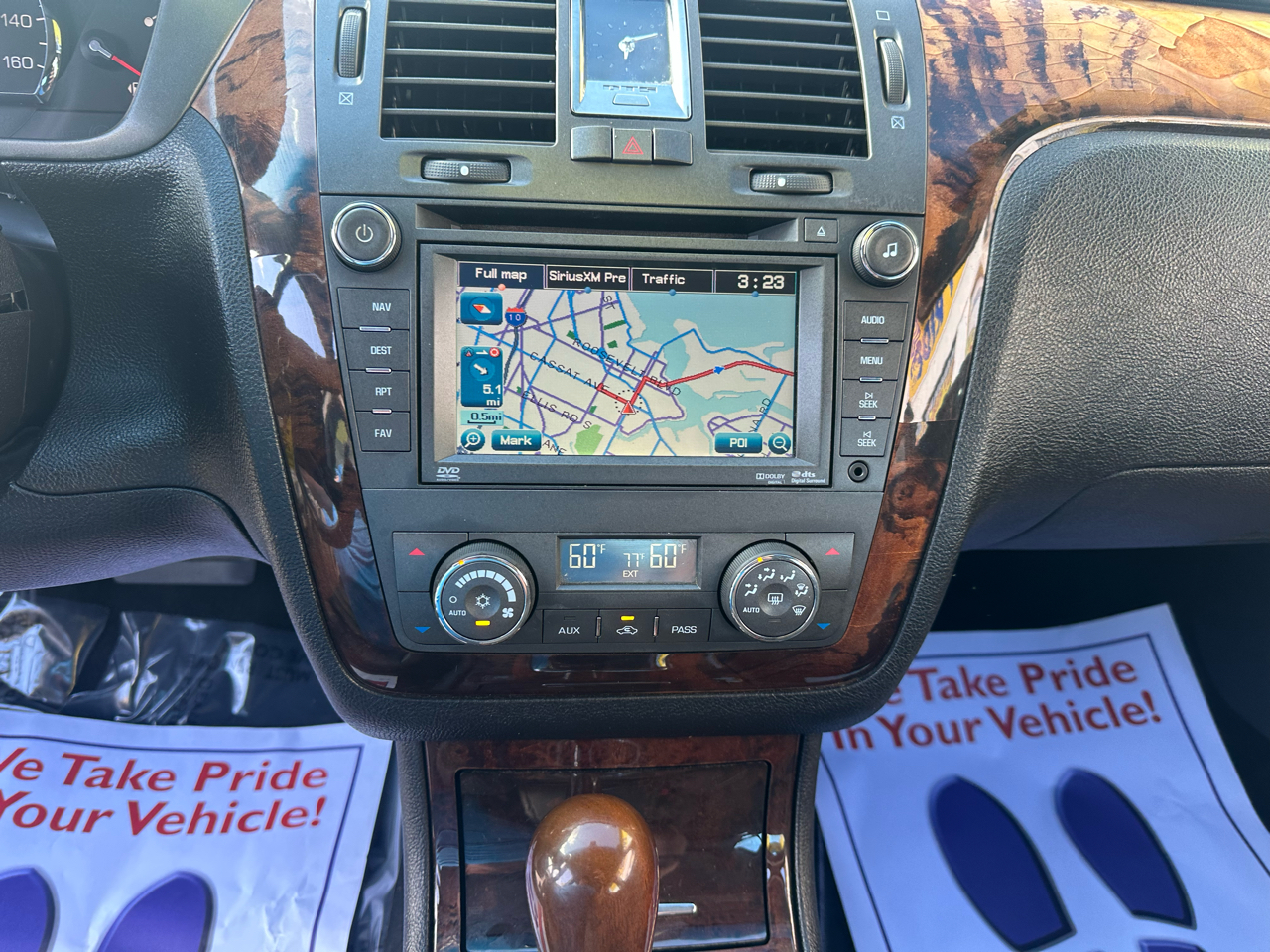 Cadillac DTS Premium w/ Navi 2011