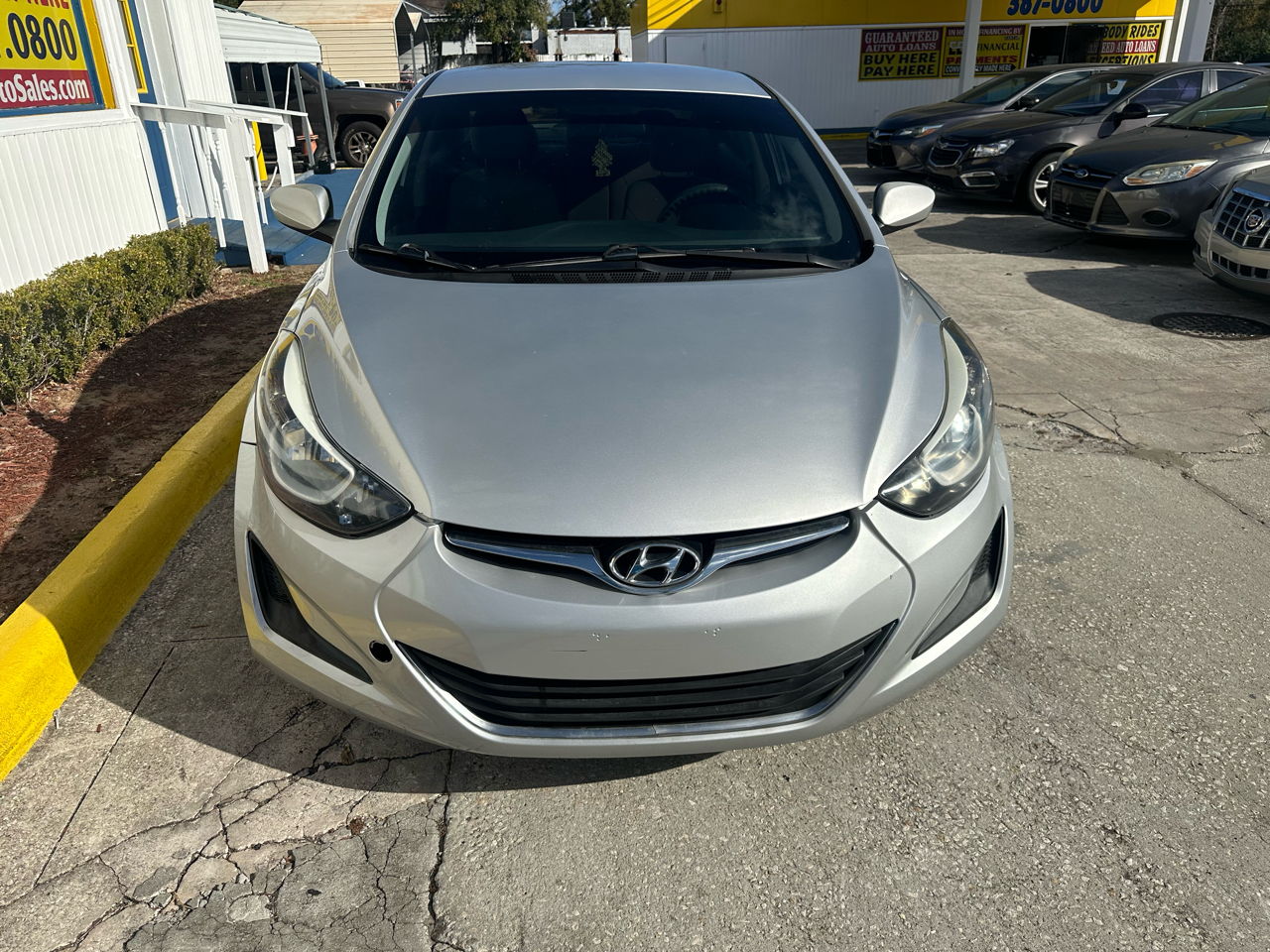 Hyundai Elantra SE 6AT 2016