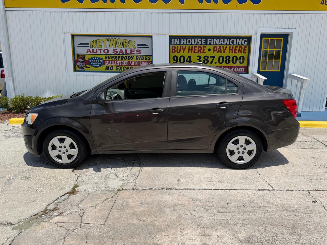 Chevrolet Sonic LS Auto Sedan 2013