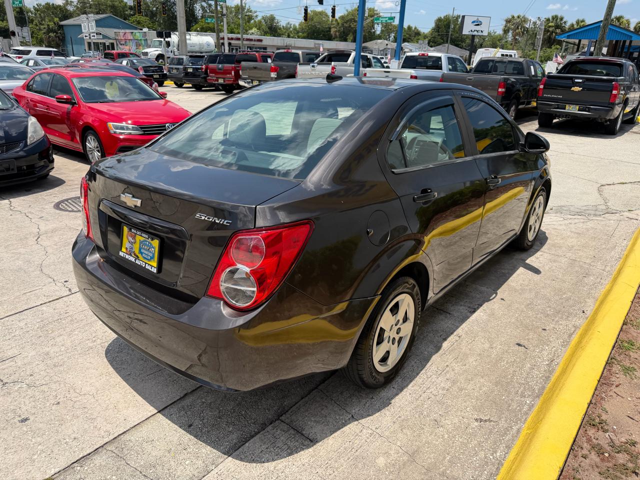 Chevrolet Sonic LS Auto Sedan 2013