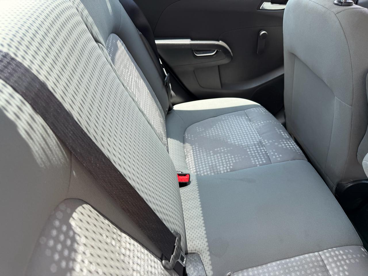 Chevrolet Sonic LS Auto Sedan 2013