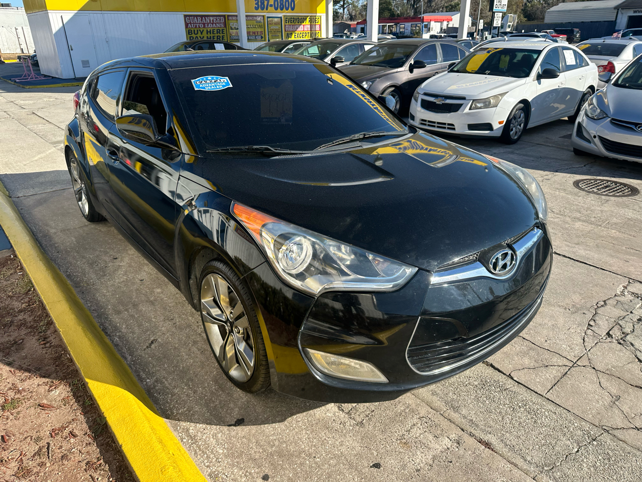 Hyundai Veloster Base 2013
