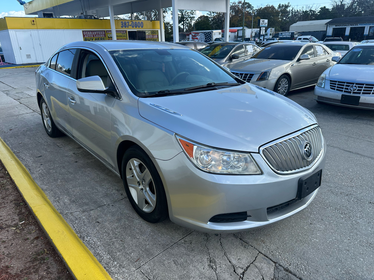 Buick LaCrosse CX 2010