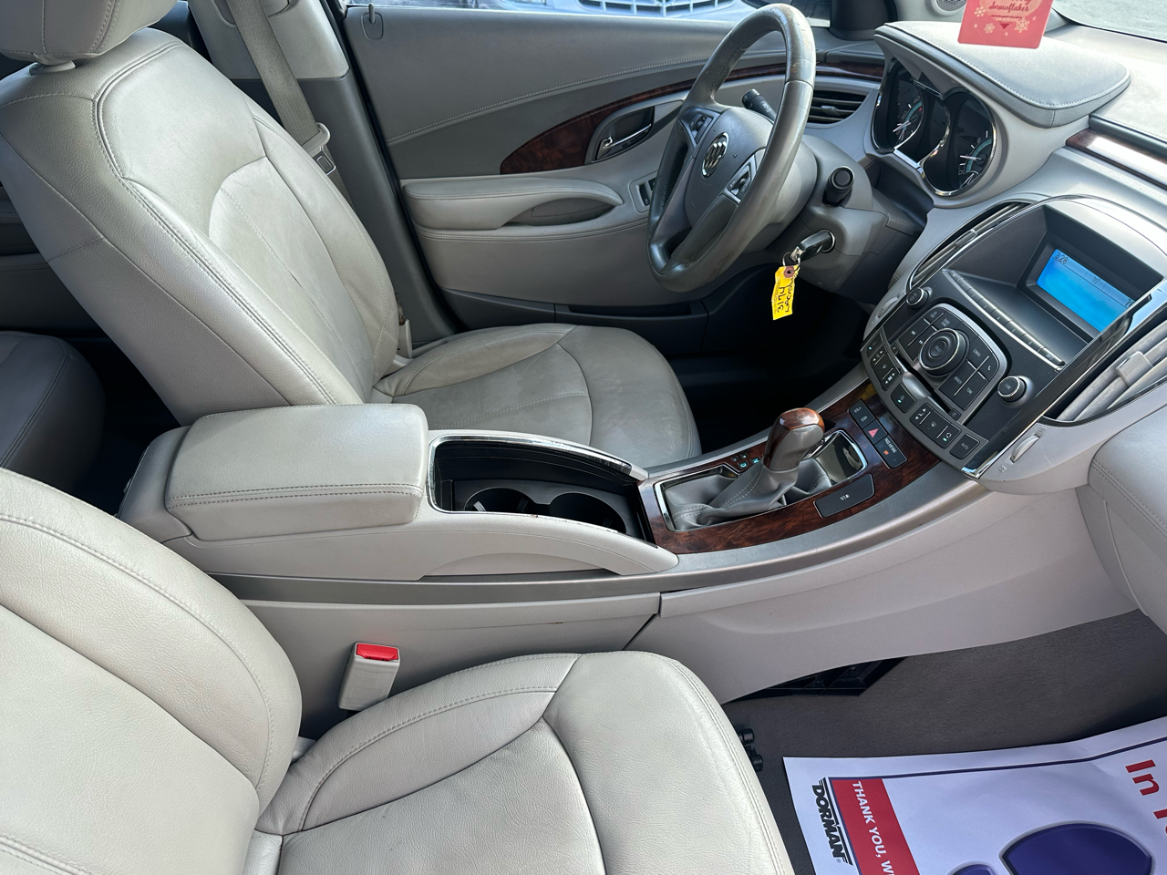 Buick LaCrosse CX 2010