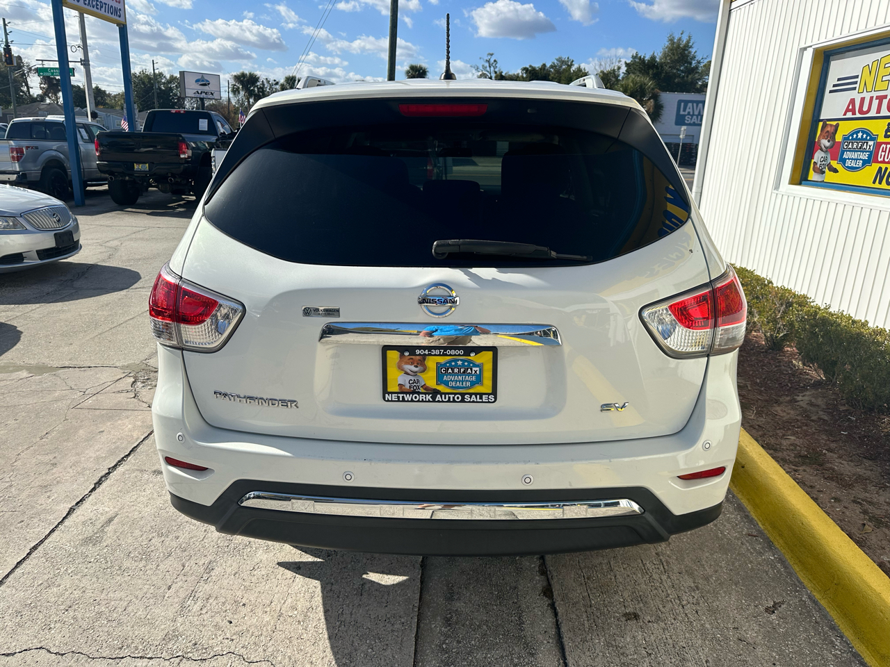 Nissan Pathfinder SL 2WD 2014