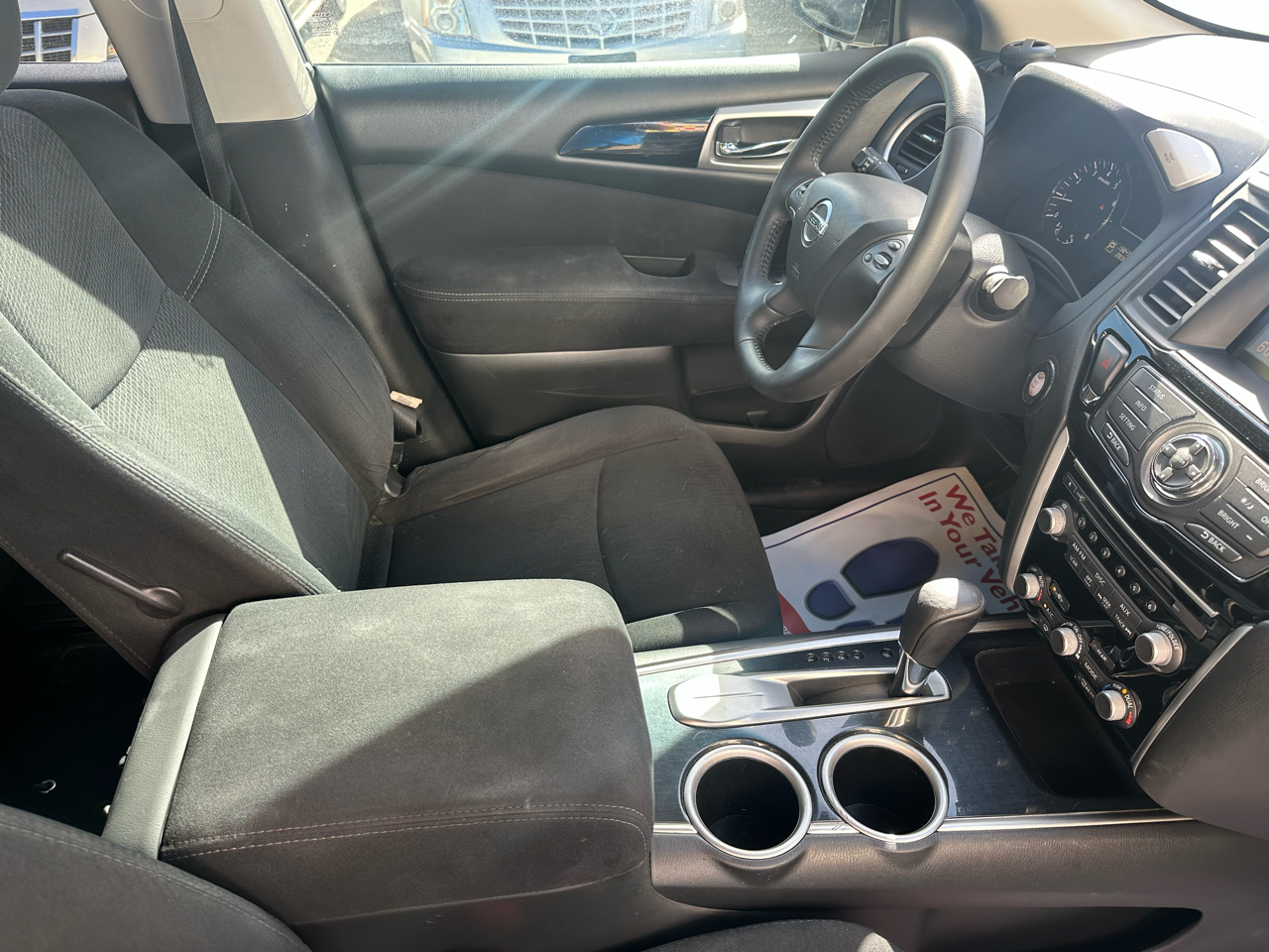 Nissan Pathfinder SL 2WD 2014