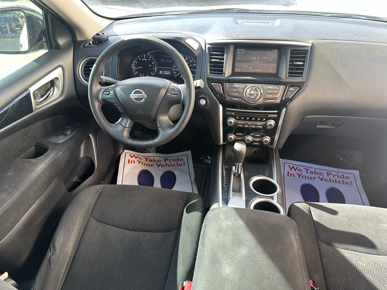 Nissan Pathfinder SL 2WD 2014