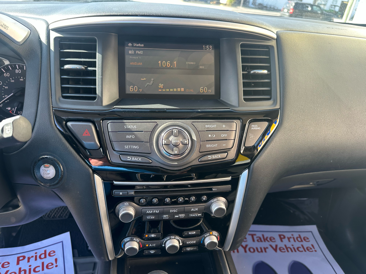 Nissan Pathfinder SL 2WD 2014