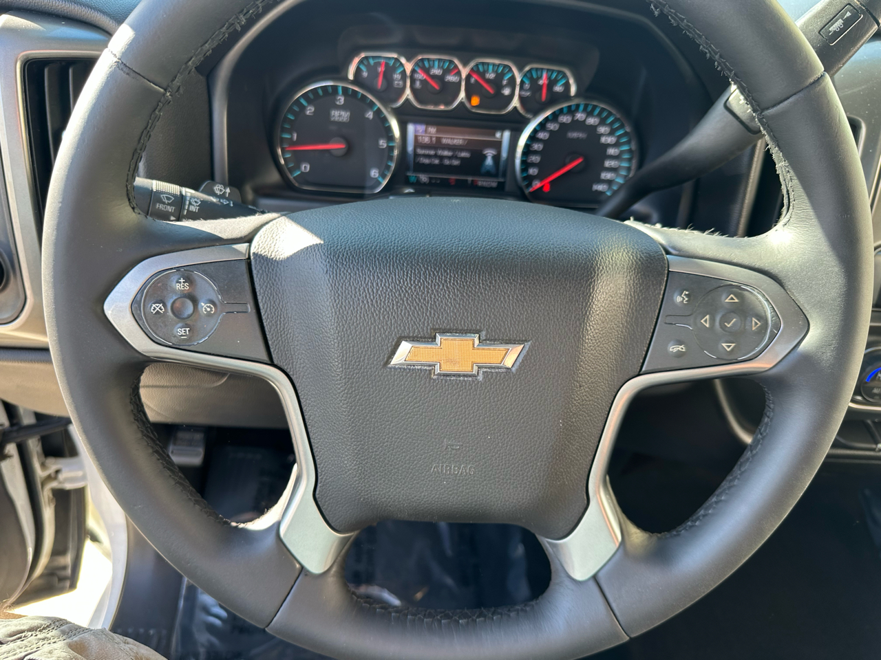 Chevrolet Silverado 1500 LT Double Cab 2WD 2015