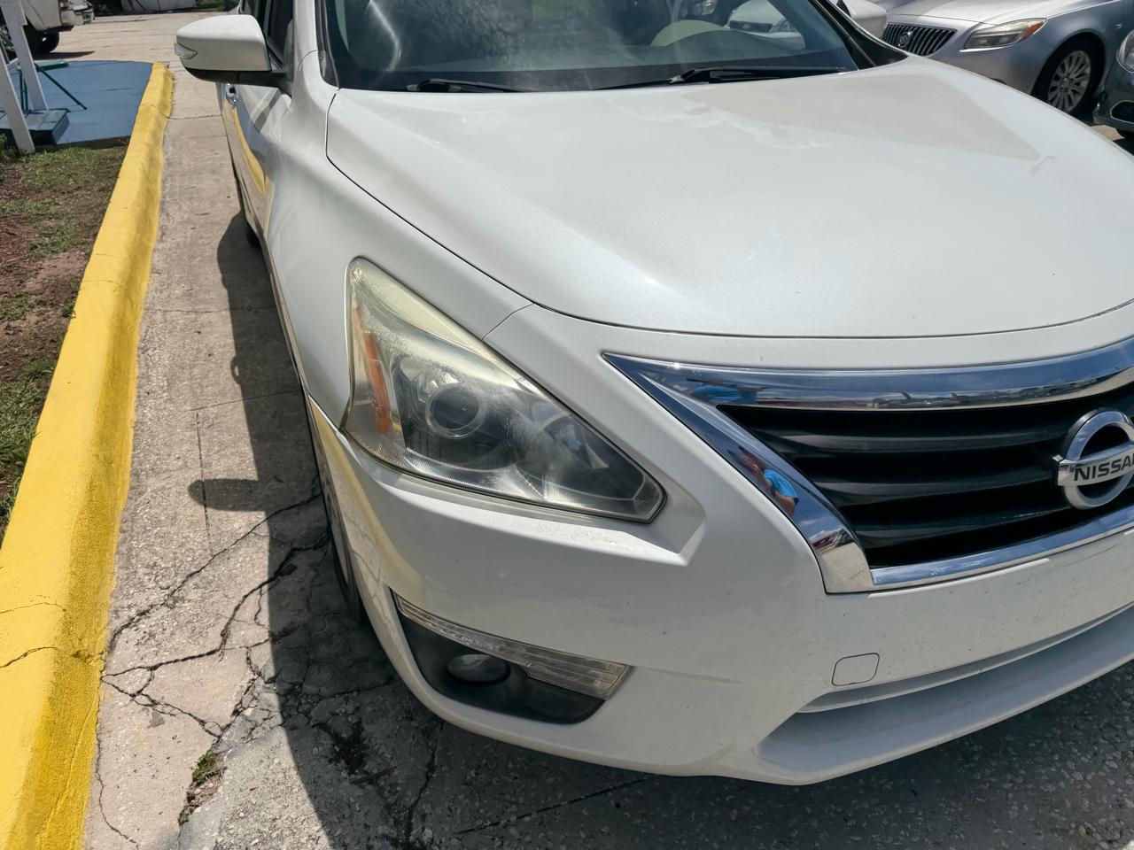 Nissan Altima 3.5 SV 2013