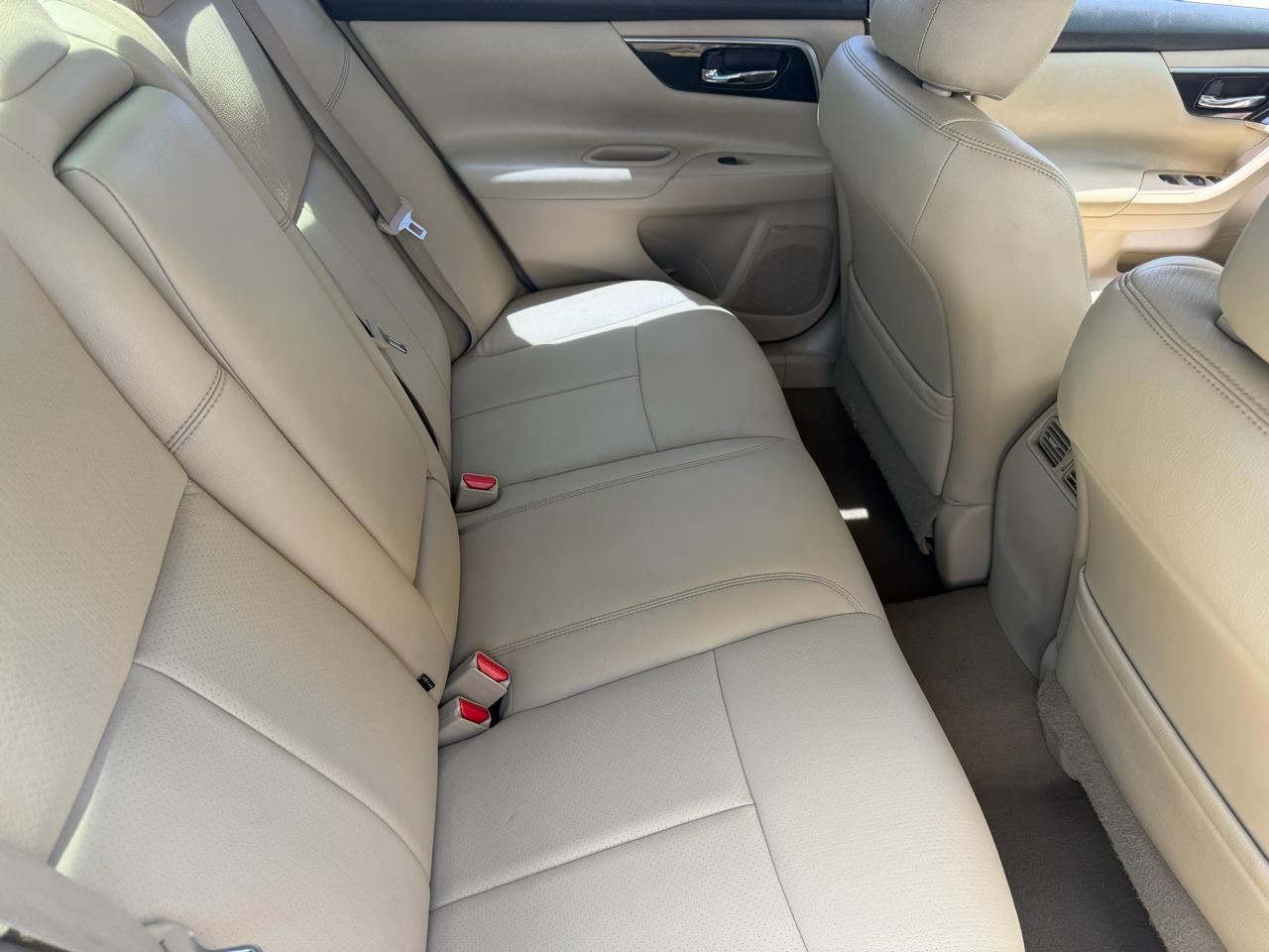 Nissan Altima 3.5 SV 2013