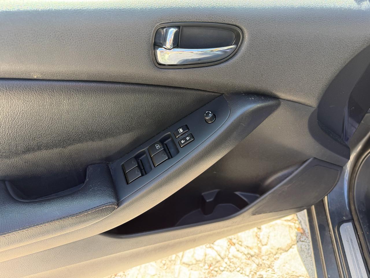 Nissan Altima 2.5 S 2012