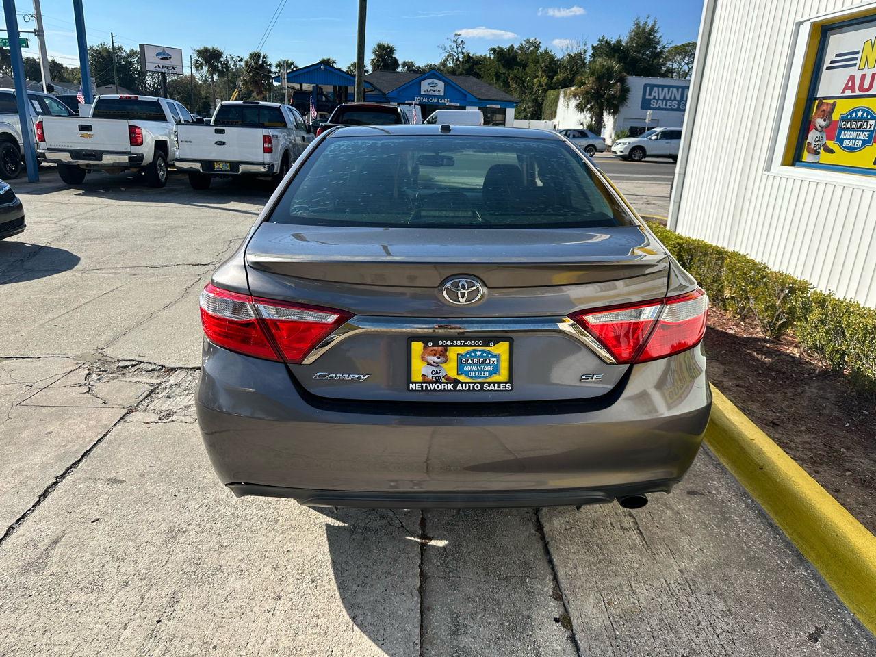 Toyota Camry SE 2015