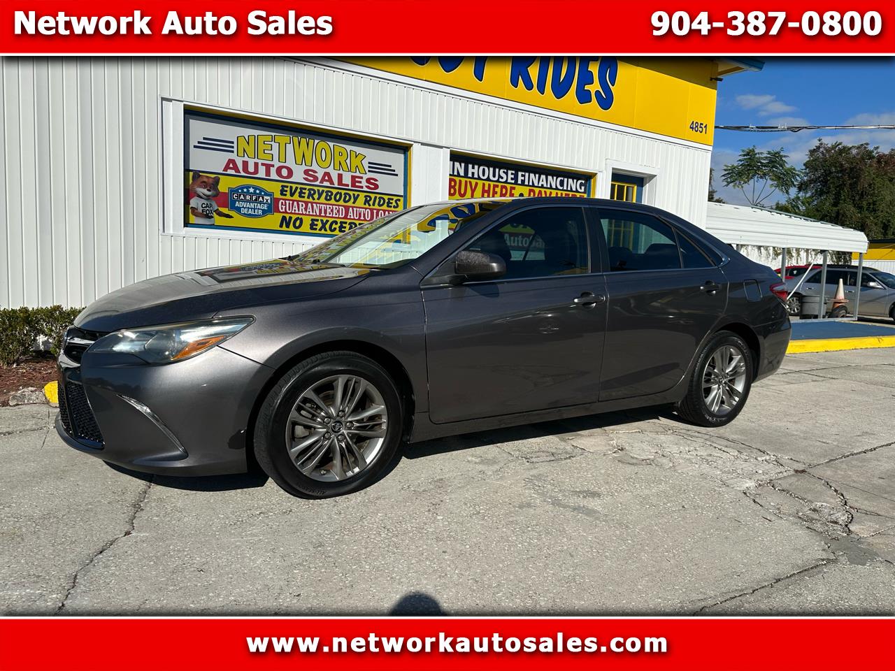 Toyota Camry SE 2015