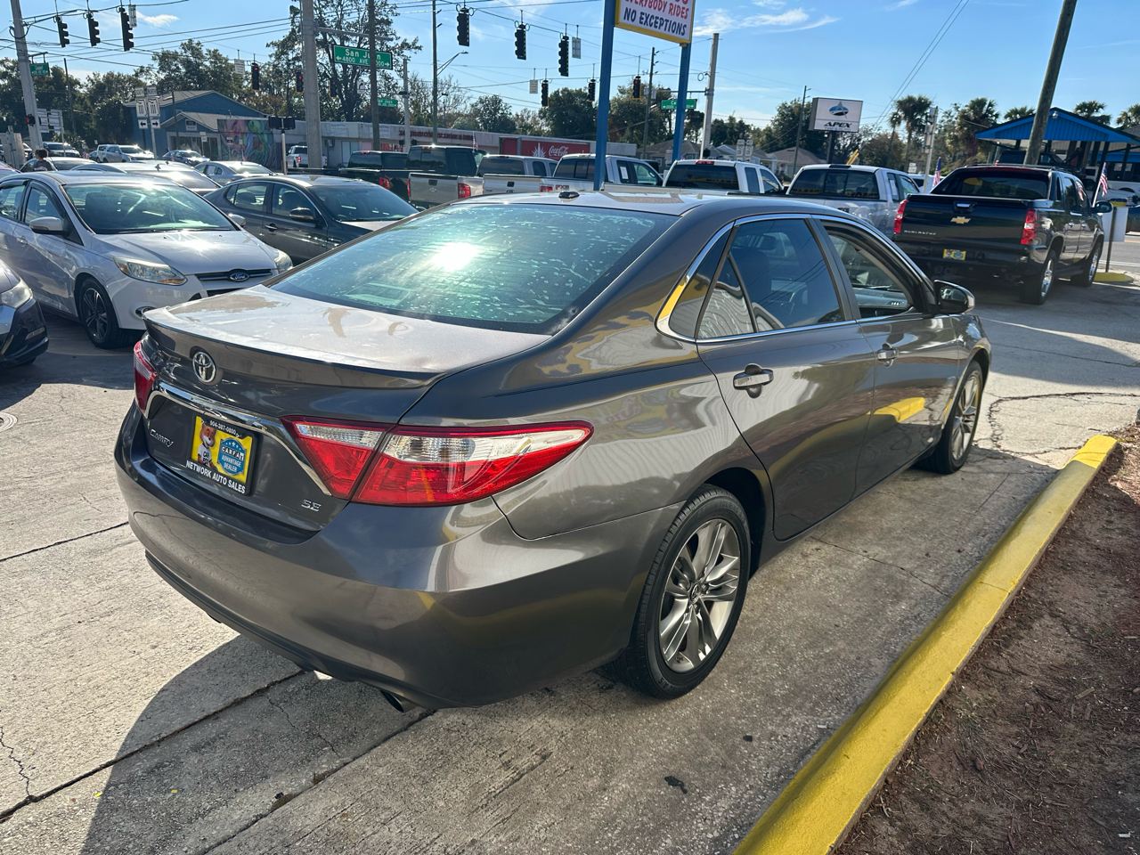 Toyota Camry SE 2015