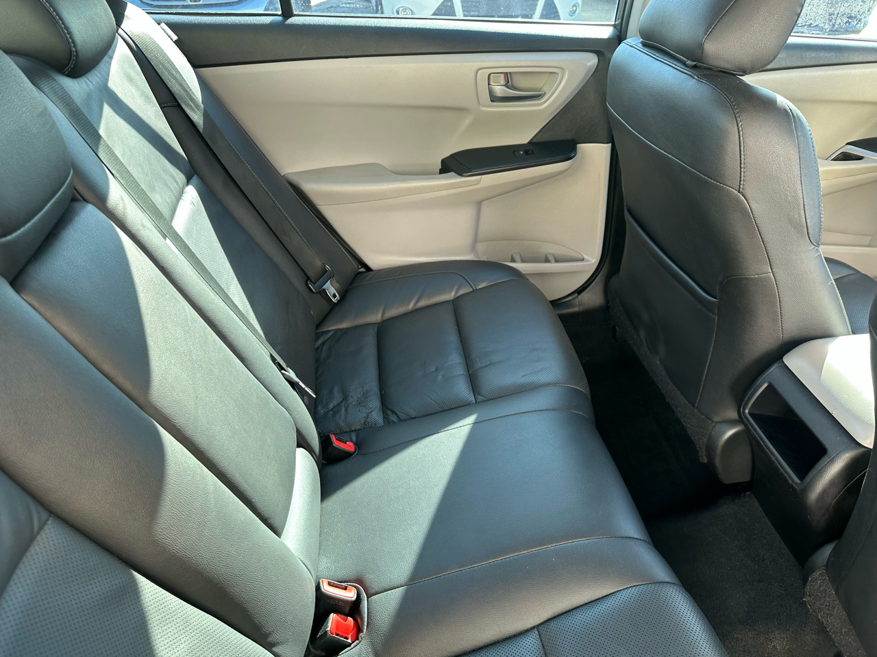 Toyota Camry SE 2015