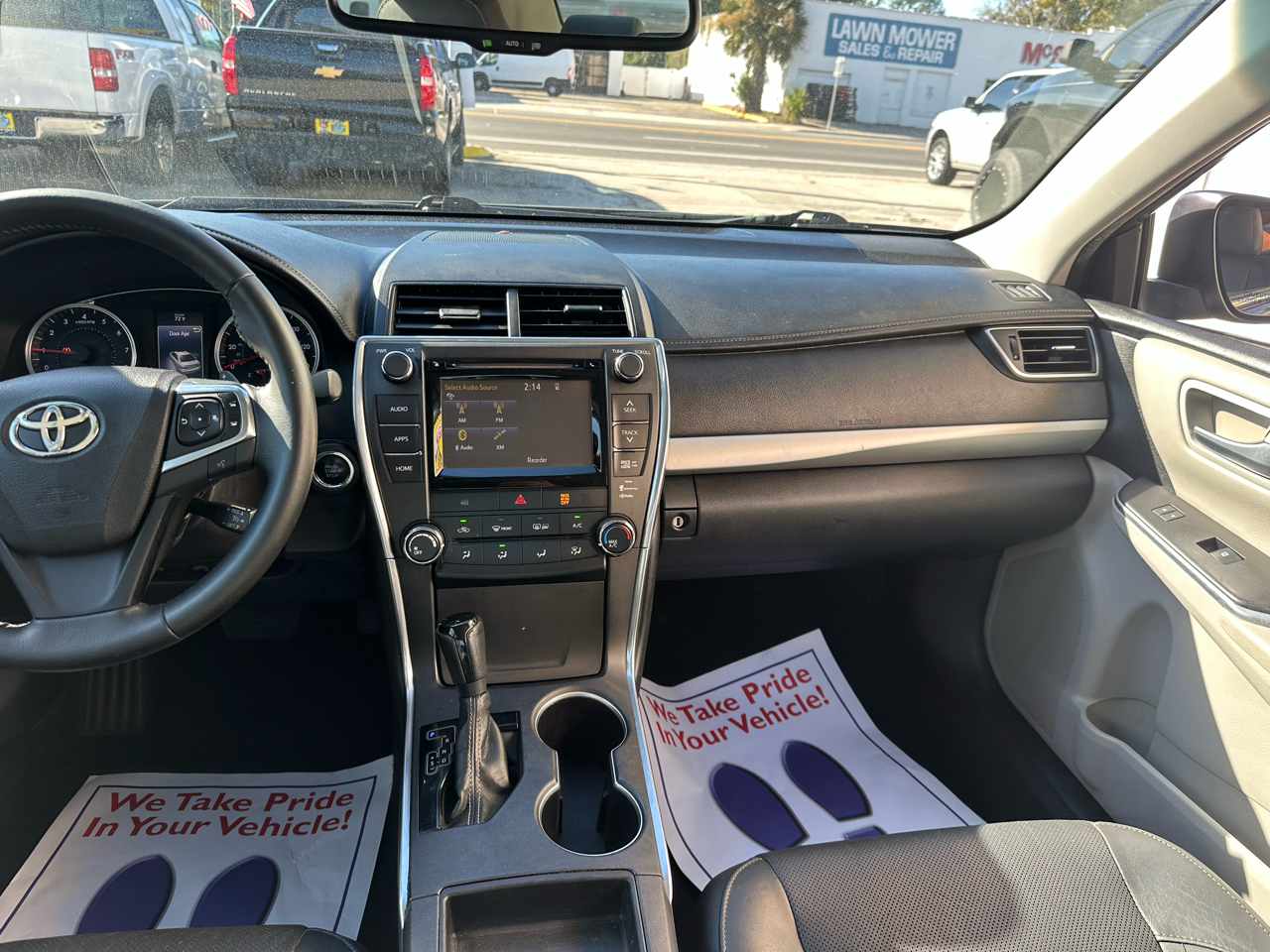 Toyota Camry SE 2015