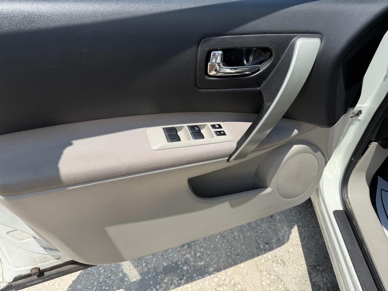 Nissan Rogue Select S 2WD 2015
