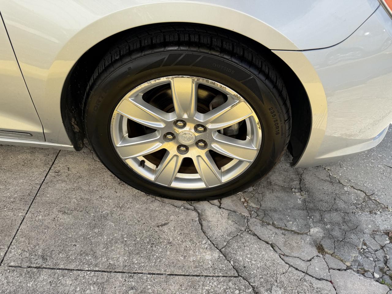 Buick LaCrosse CXL FWD 2011
