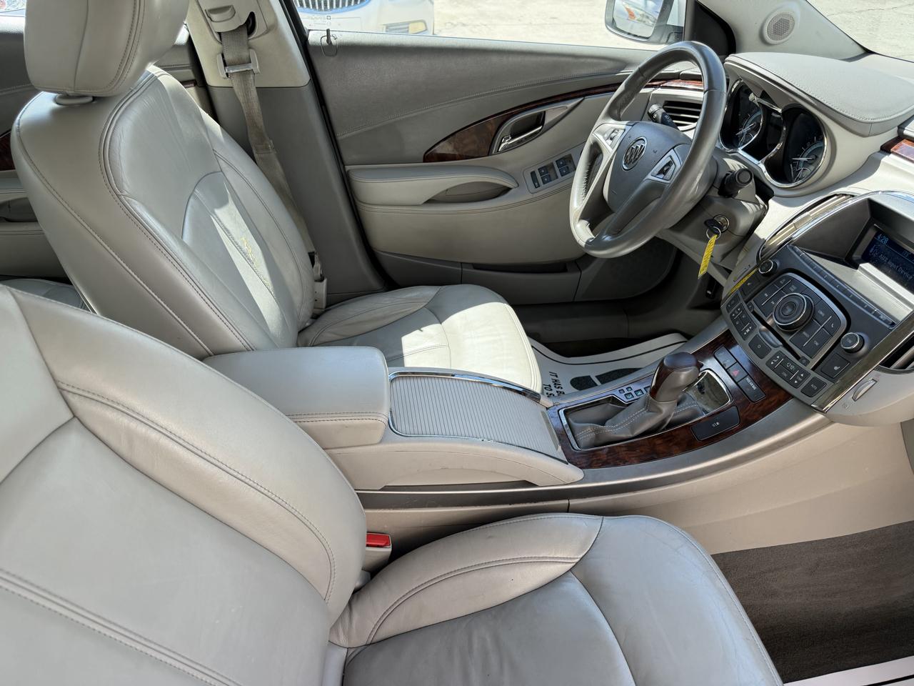 Buick LaCrosse CXL FWD 2011
