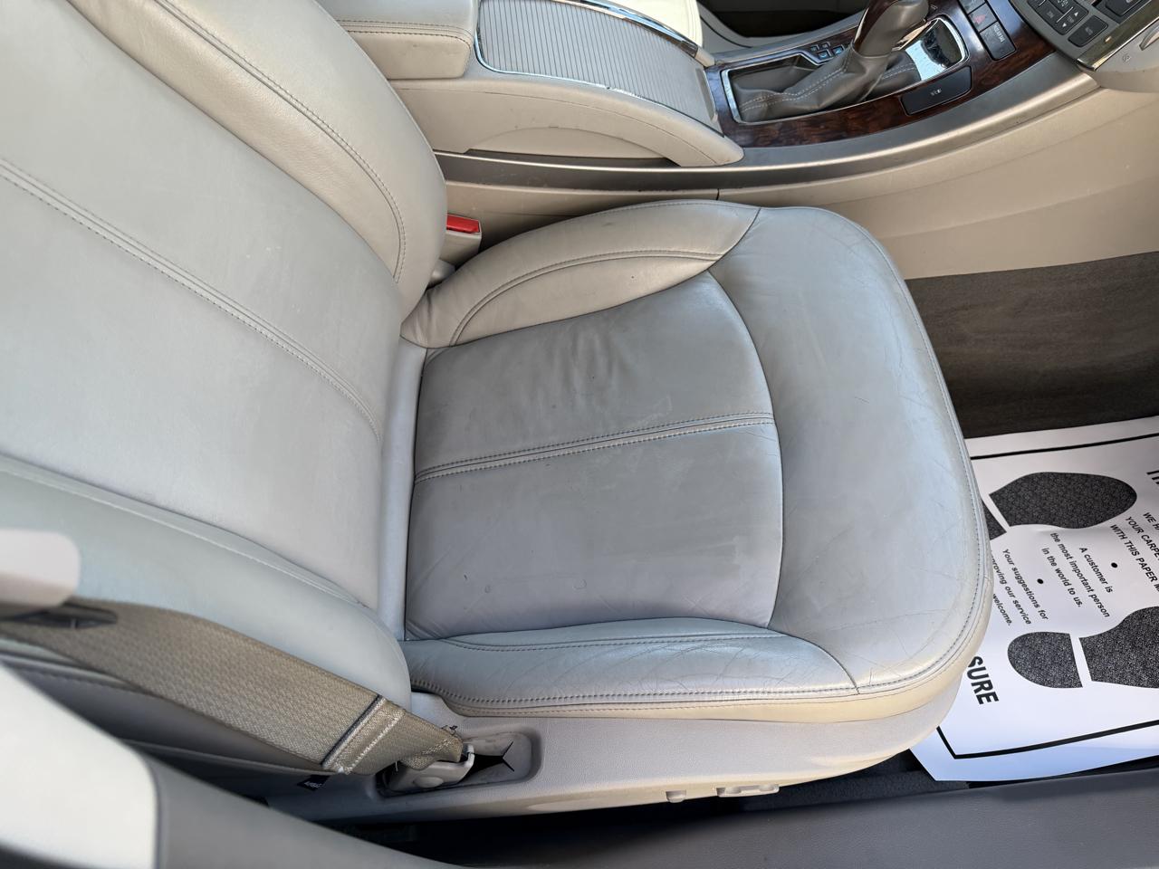 Buick LaCrosse CXL FWD 2011