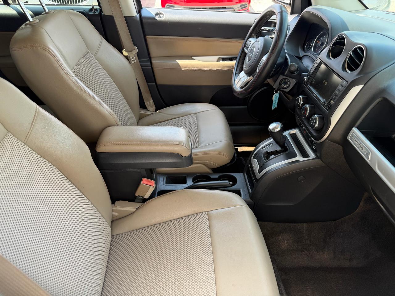 Jeep Compass Latitude FWD 2014