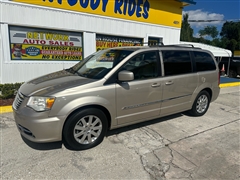 2016 Chrysler Town & Country 