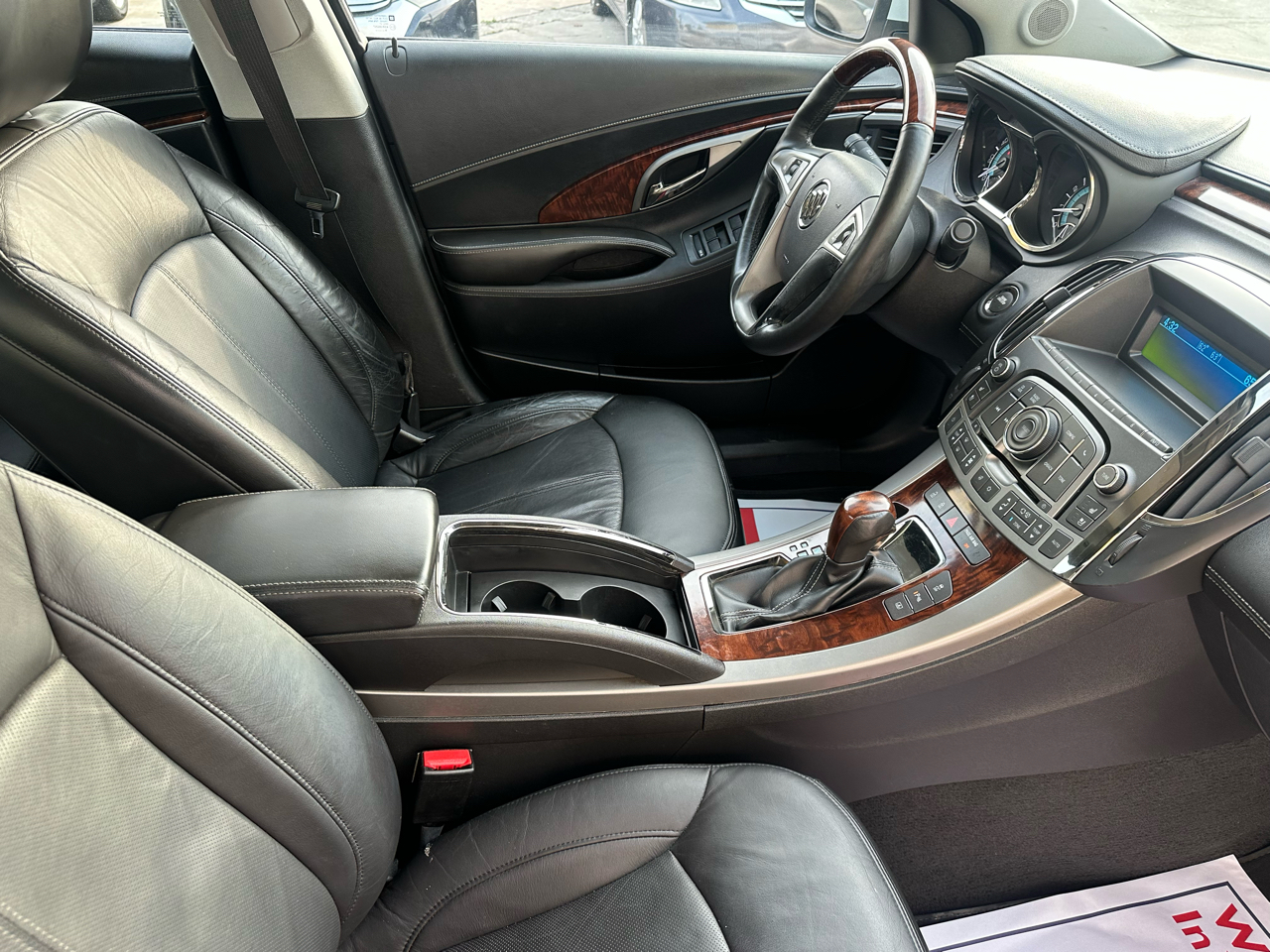 Buick LaCrosse CXL FWD 2010