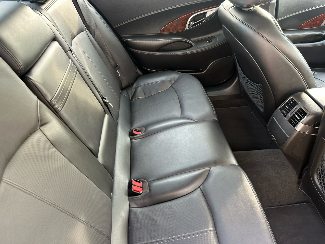 Buick LaCrosse CXL FWD 2010