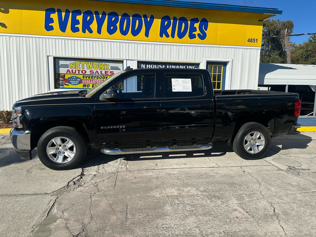 Chevrolet Silverado 1500 LT Crew Cab 2WD 2017