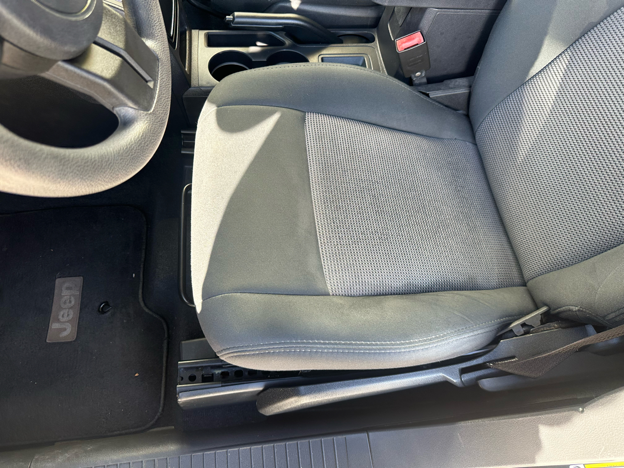 Jeep Compass Sport FWD 2012