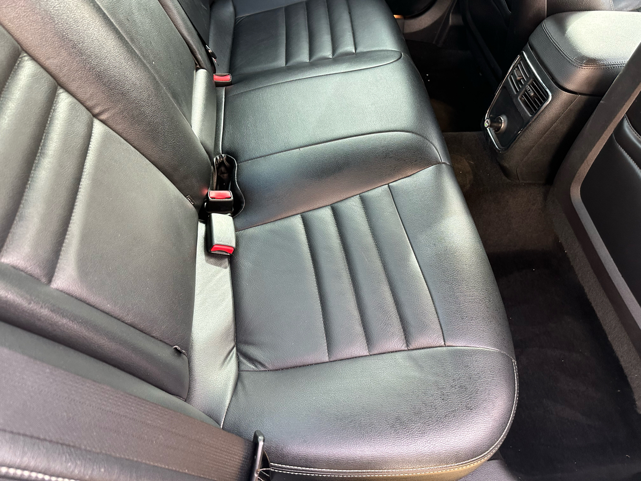 Dodge Charger SE 2014