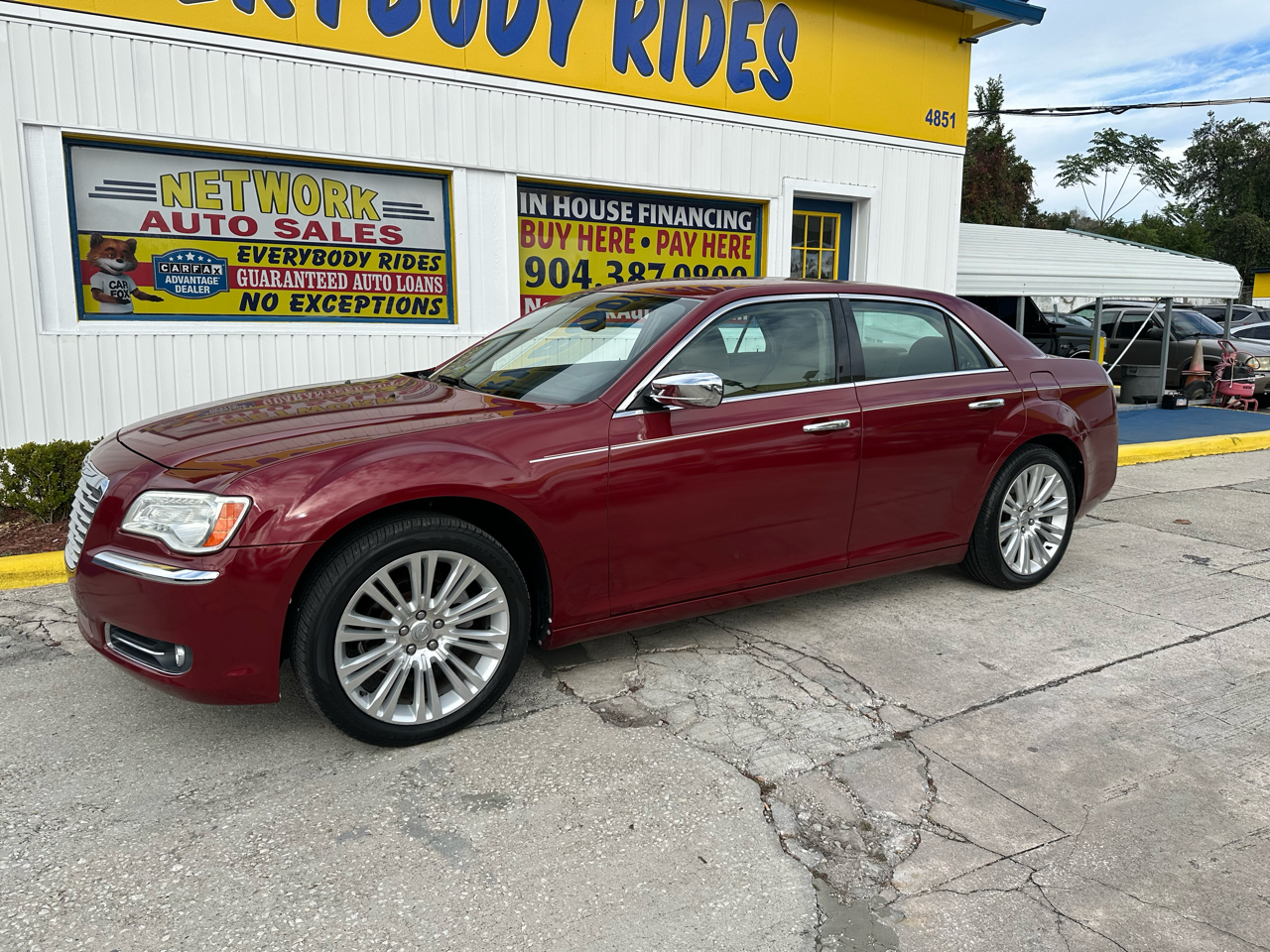 2011 Chrysler 300 Limited RWD