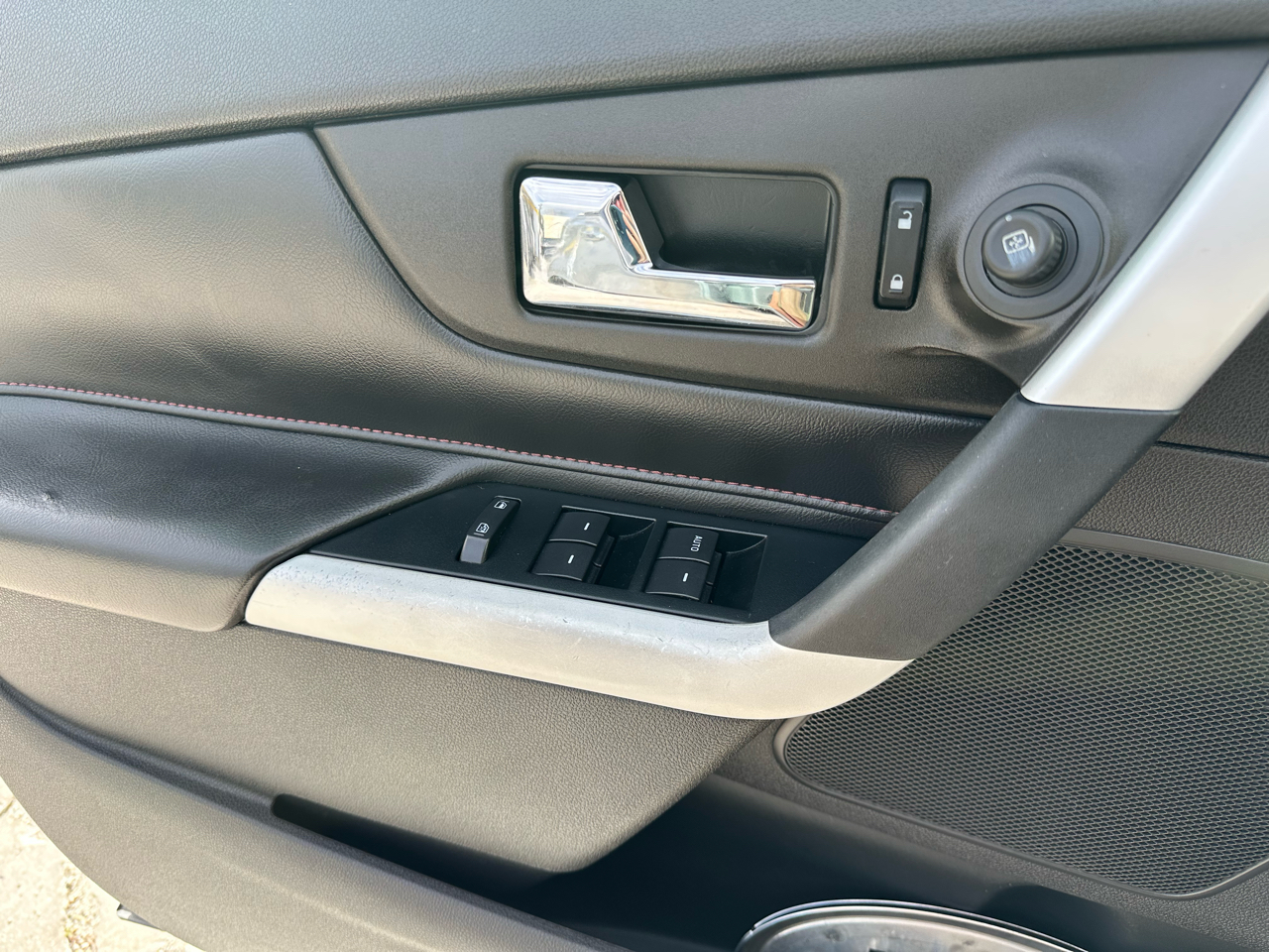 Ford Edge SEL FWD 2011