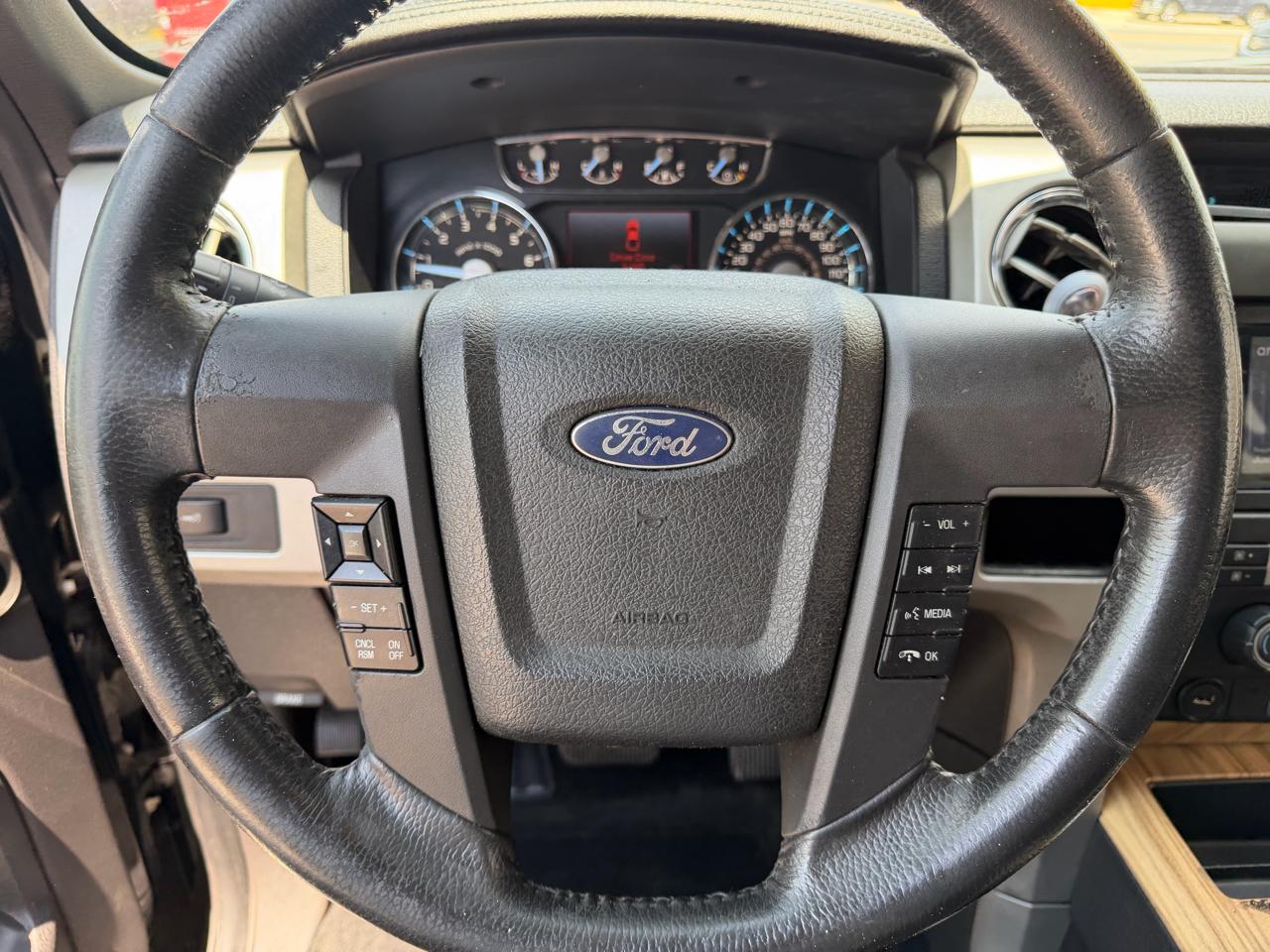 Ford F-150 Lariat 2011