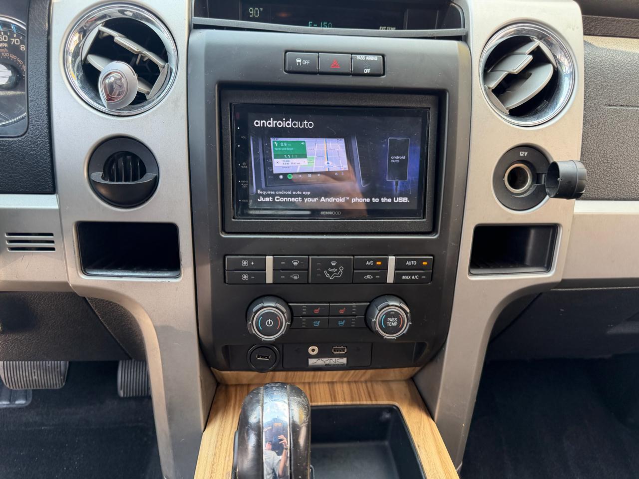 Ford F-150 Lariat 2011