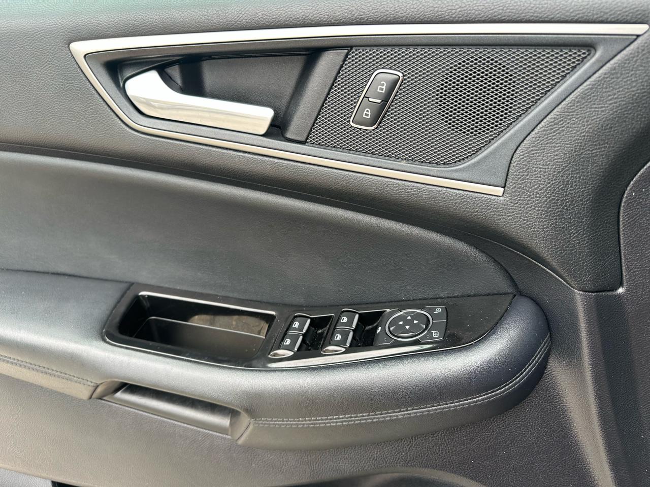 Ford Edge SEL FWD 2019