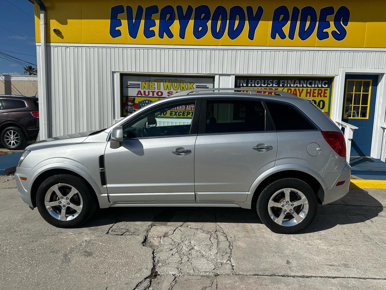 Chevrolet Captiva Sport 1LT FWD 2013