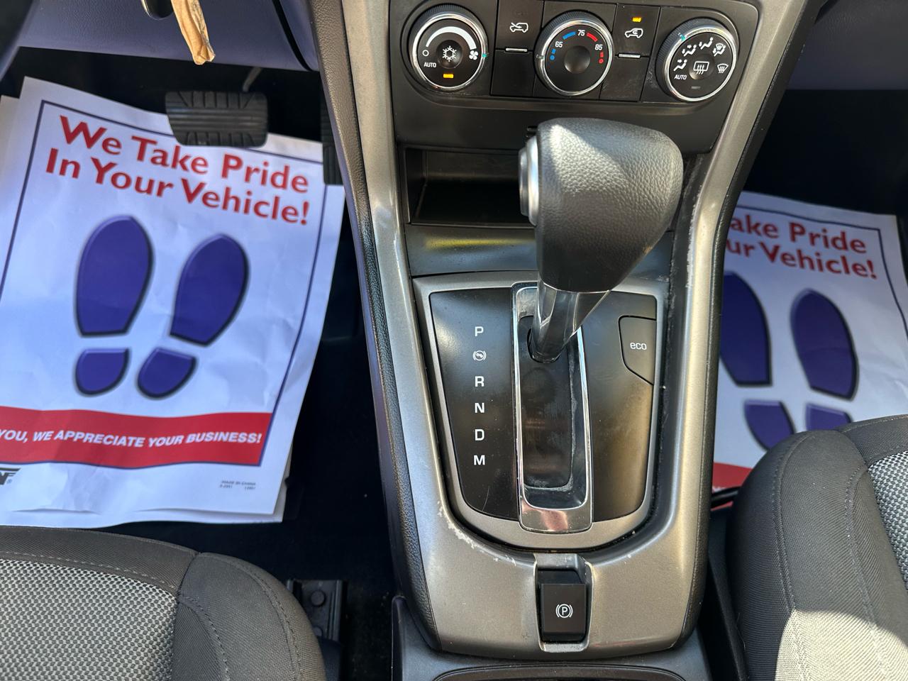 Chevrolet Captiva Sport 1LT FWD 2013