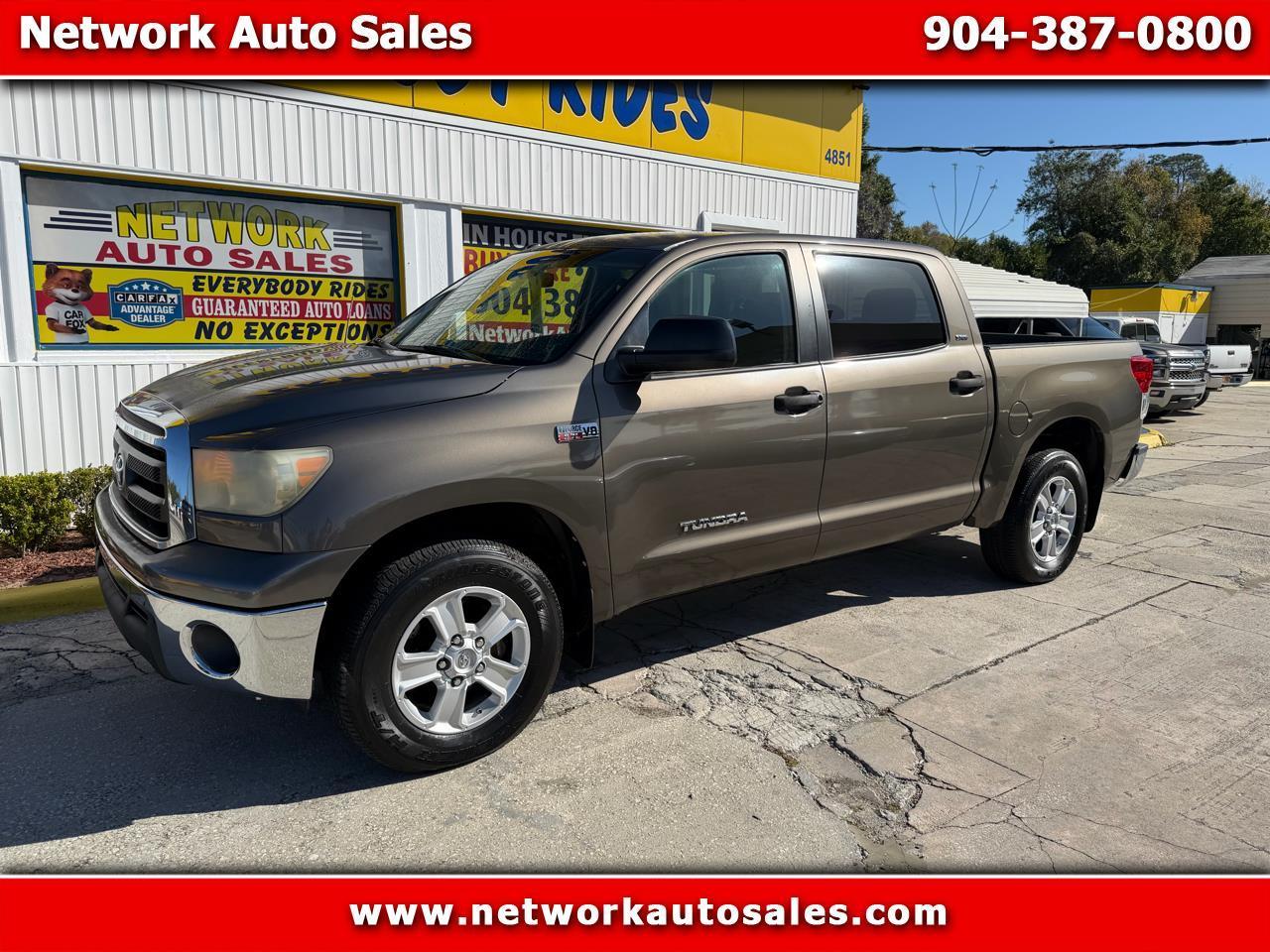 Toyota Tundra Tundra-Grade CrewMax 5.7L 2WD 2010