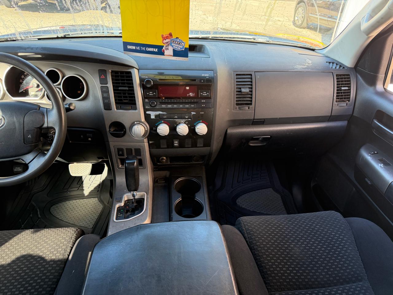 Toyota Tundra Tundra-Grade CrewMax 5.7L 2WD 2010