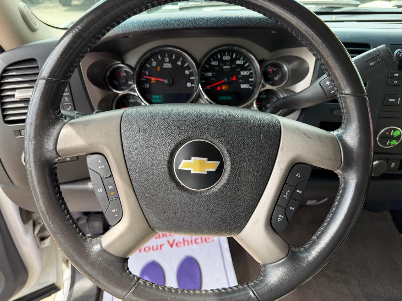 Chevrolet Silverado 1500 LT Crew Cab 2WD 2012